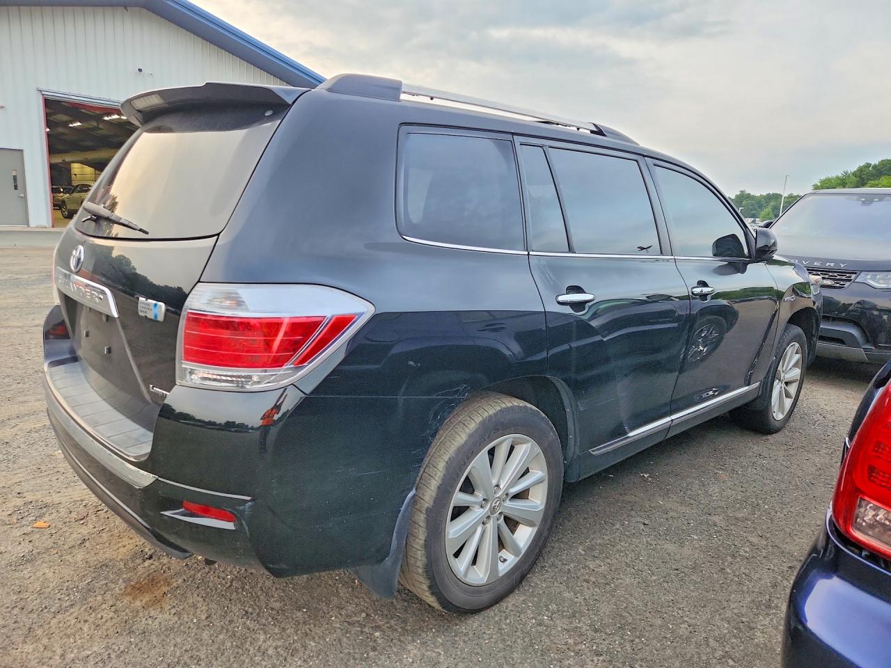 2013 TOYOTA HIGHLANDER