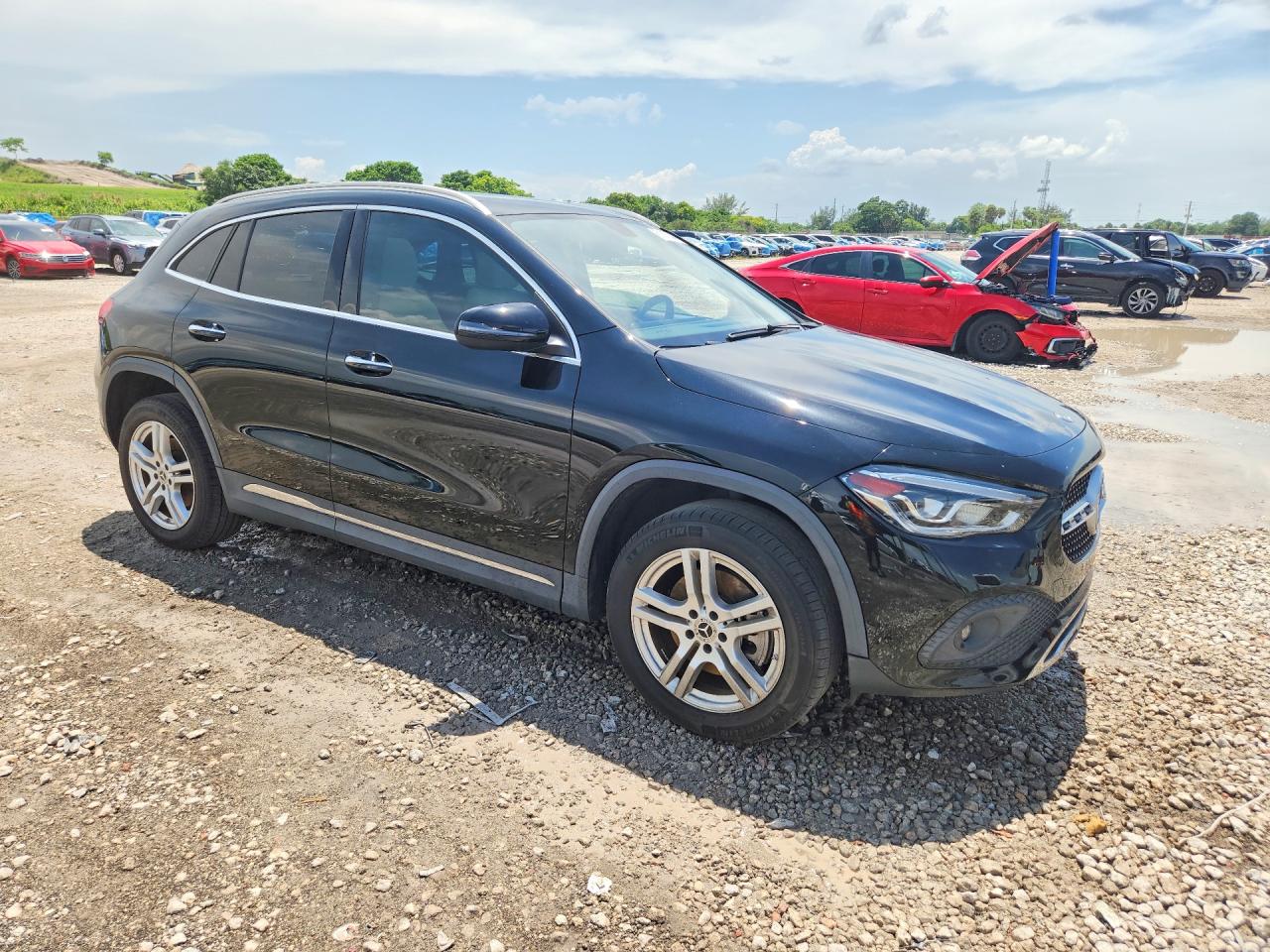 2022 MERCEDES-BENZ GLA-CLASS