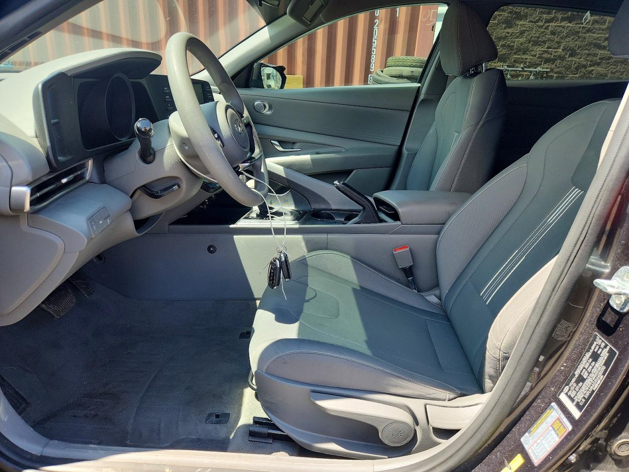 2022 HYUNDAI ELANTRA