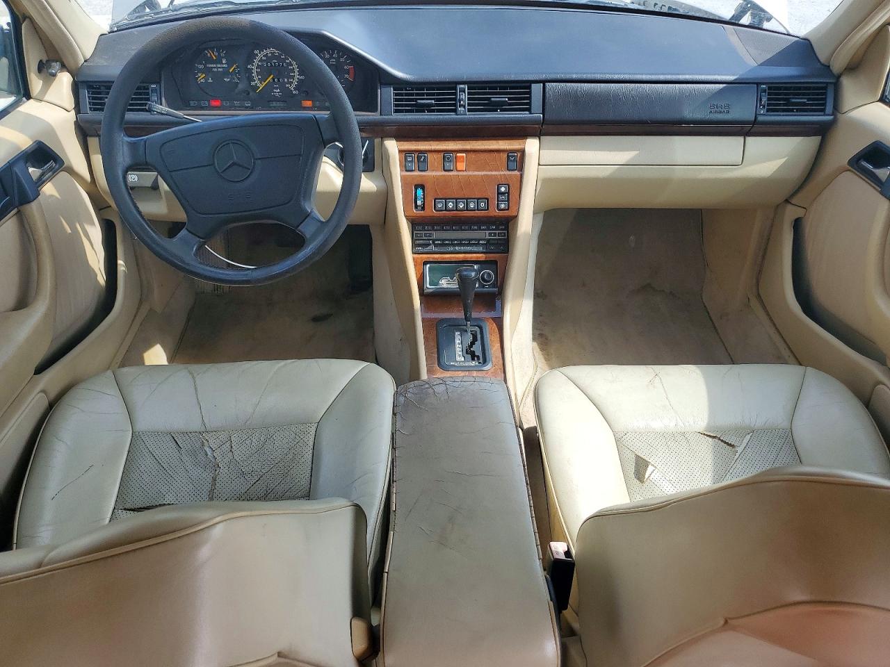 1992 MERCEDES-BENZ 400-CLASS
