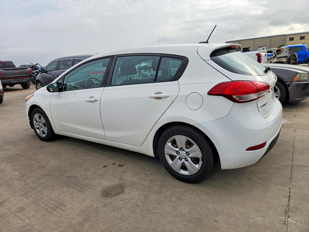 2017 KIA FORTE