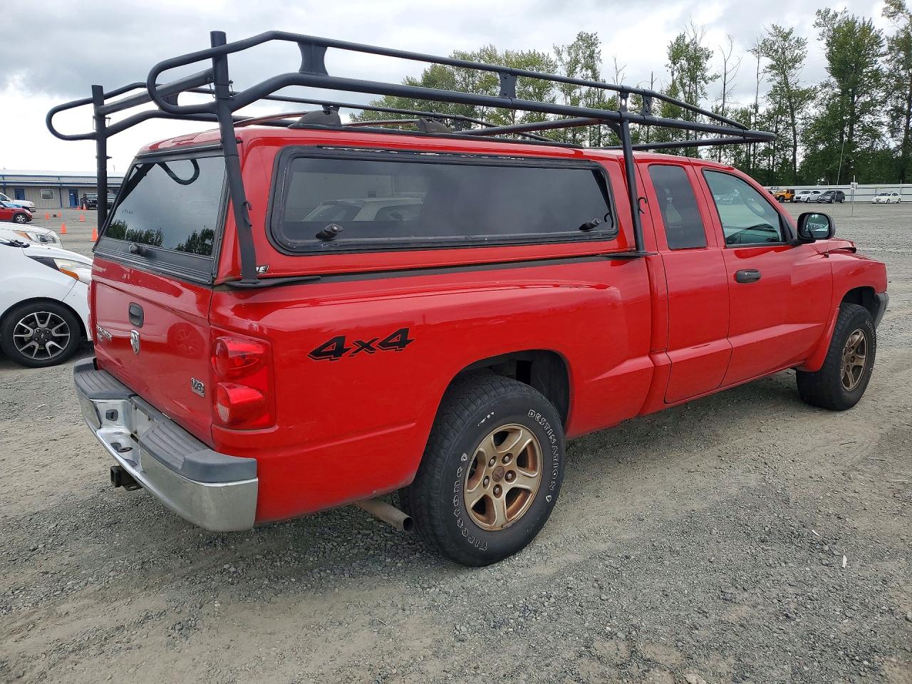 2005 DODGE DAKOTA