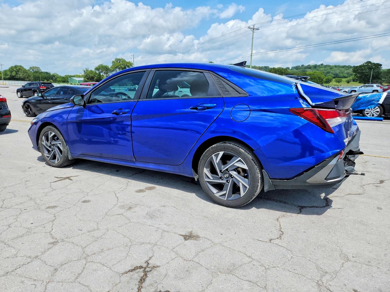 2025 HYUNDAI ELANTRA