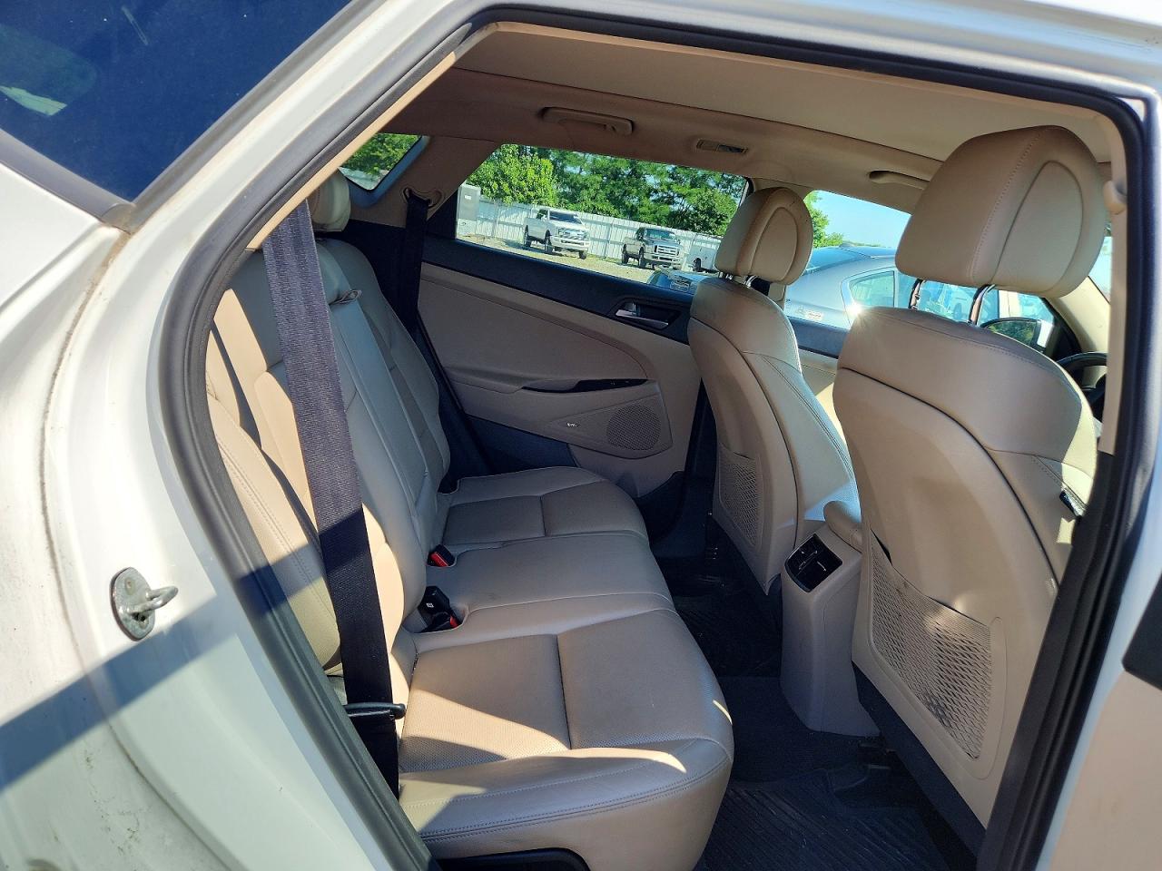 2017 HYUNDAI TUCSON