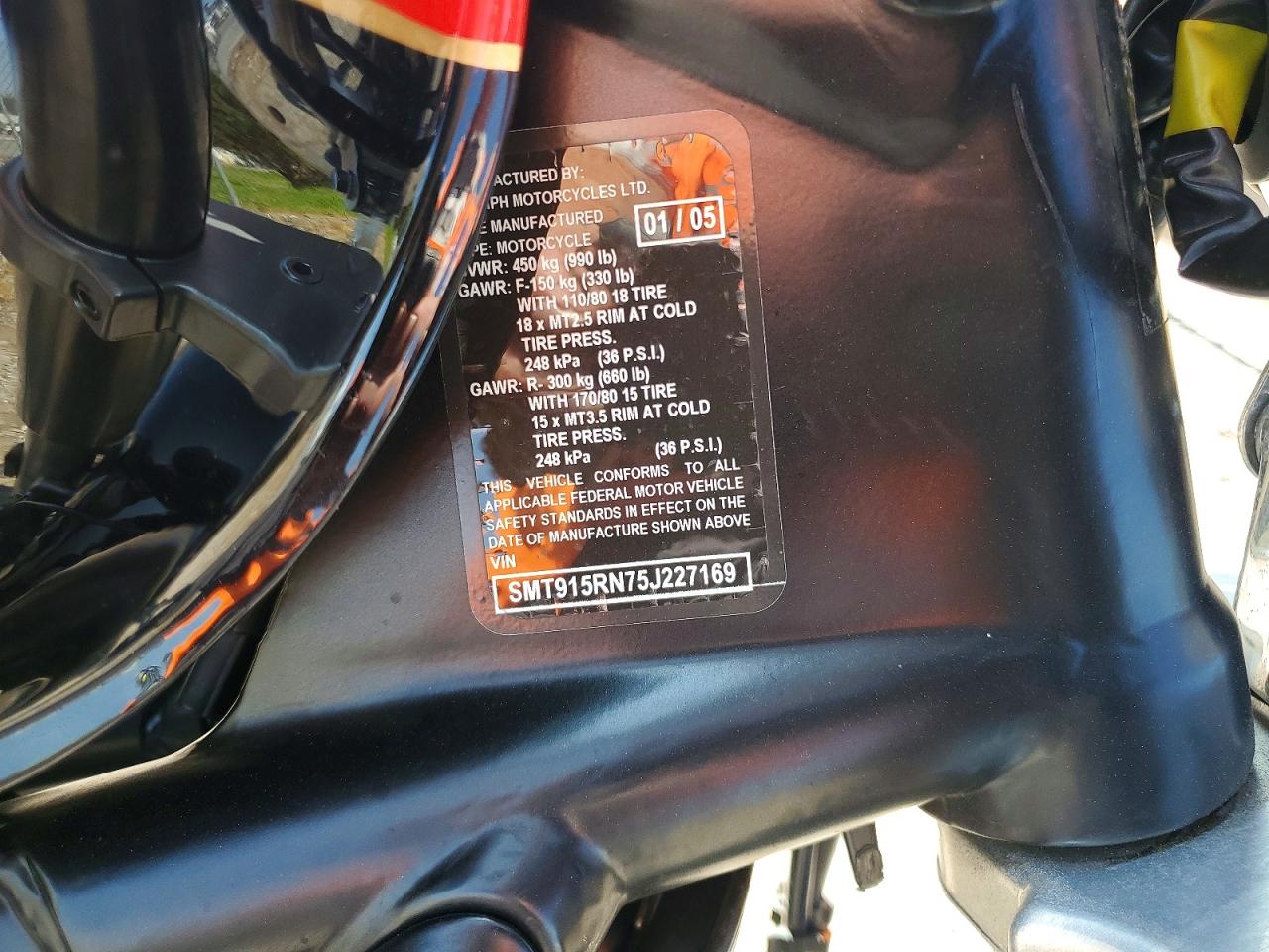 2005 TRIUMPH MOTORCYCLE SPEEDTRIPL