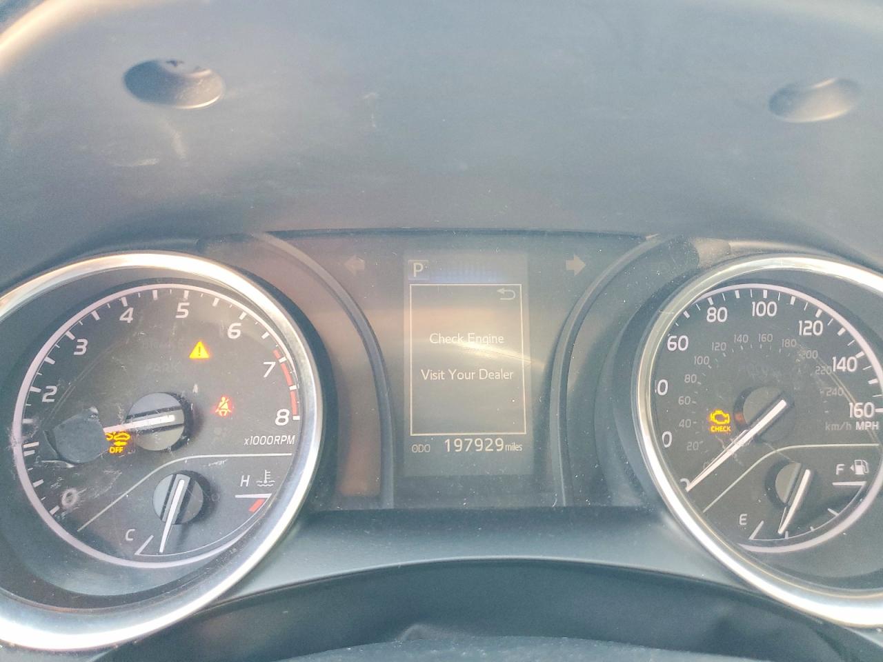 2018 TOYOTA CAMRY