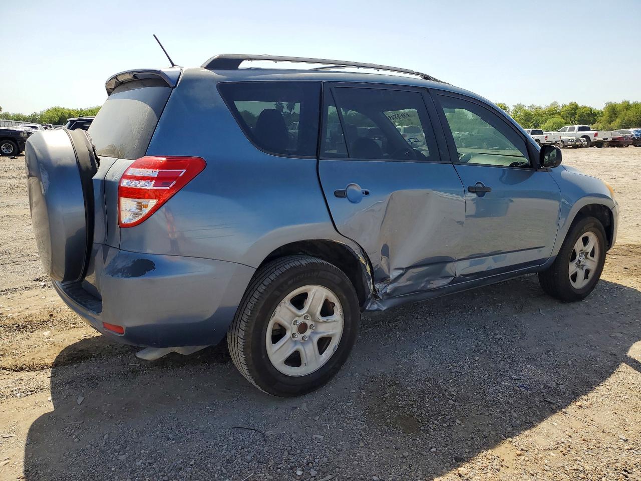 2011 TOYOTA RAV4
