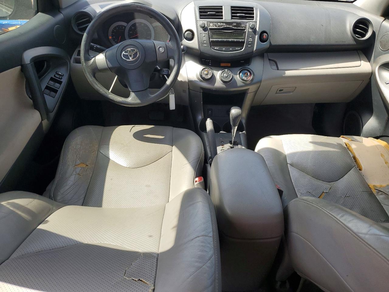 2011 TOYOTA RAV4