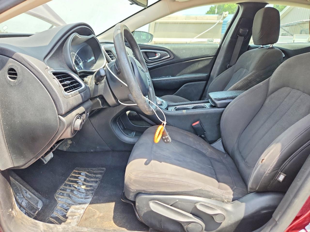 2015 CHRYSLER 200