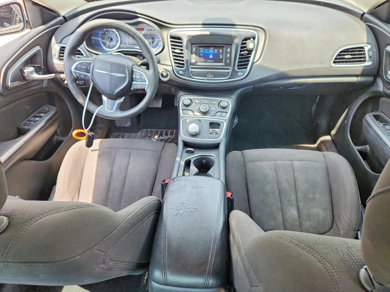 2015 CHRYSLER 200