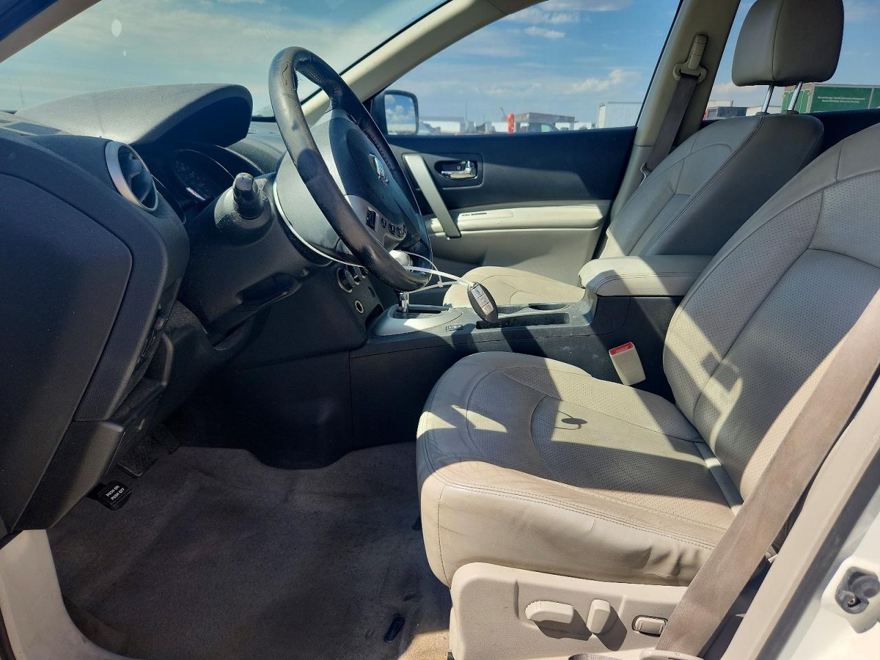 2011 NISSAN ROGUE