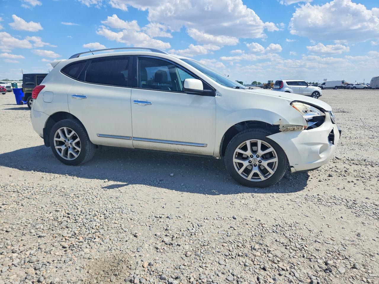 2011 NISSAN ROGUE