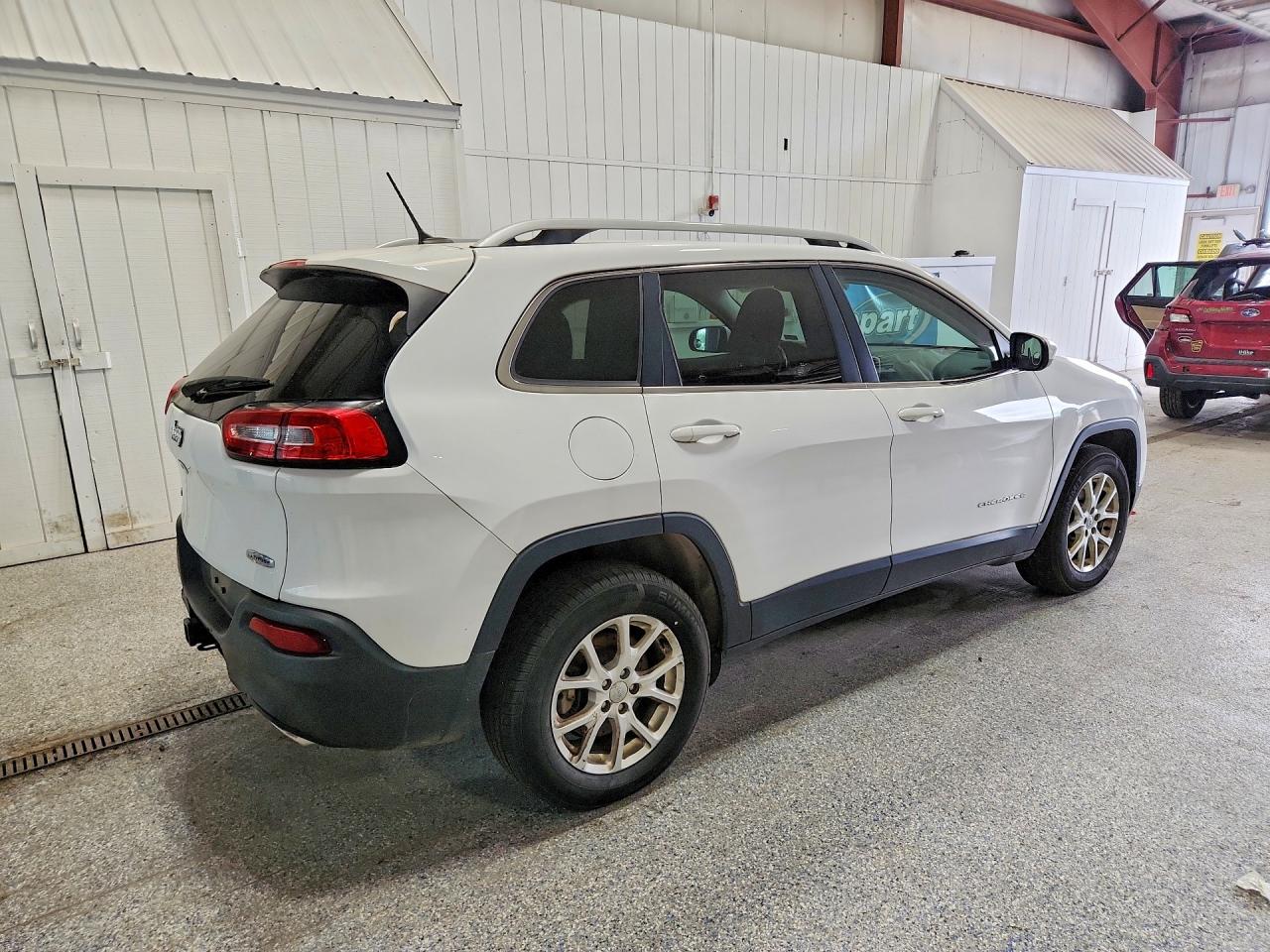 2018 JEEP CHEROKEE