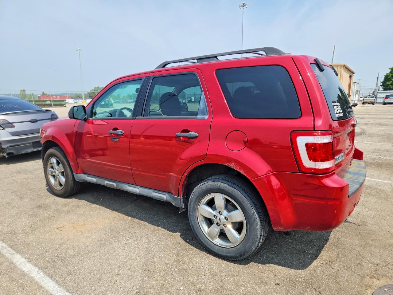 2011 FORD ESCAPE