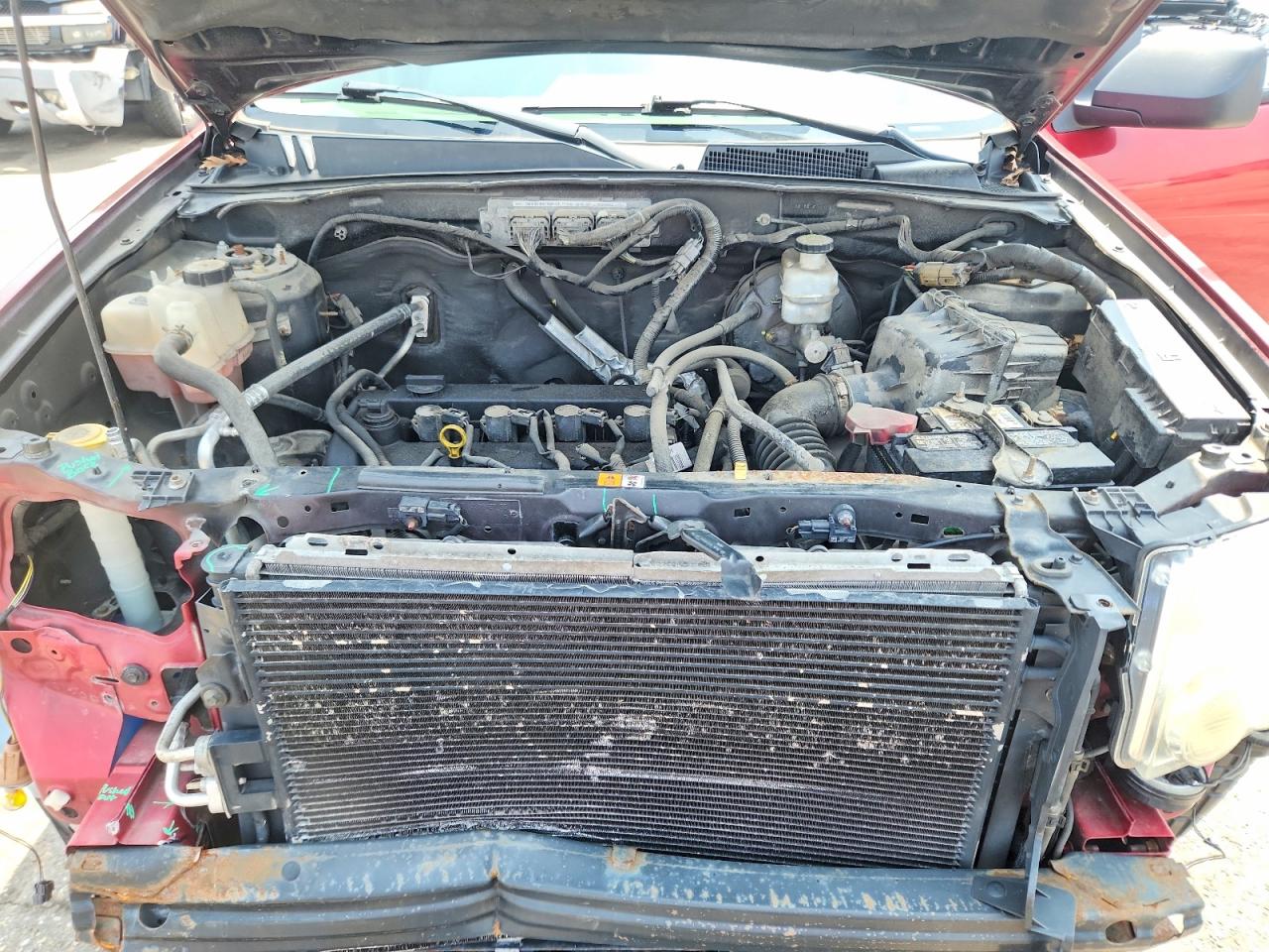 2011 FORD ESCAPE