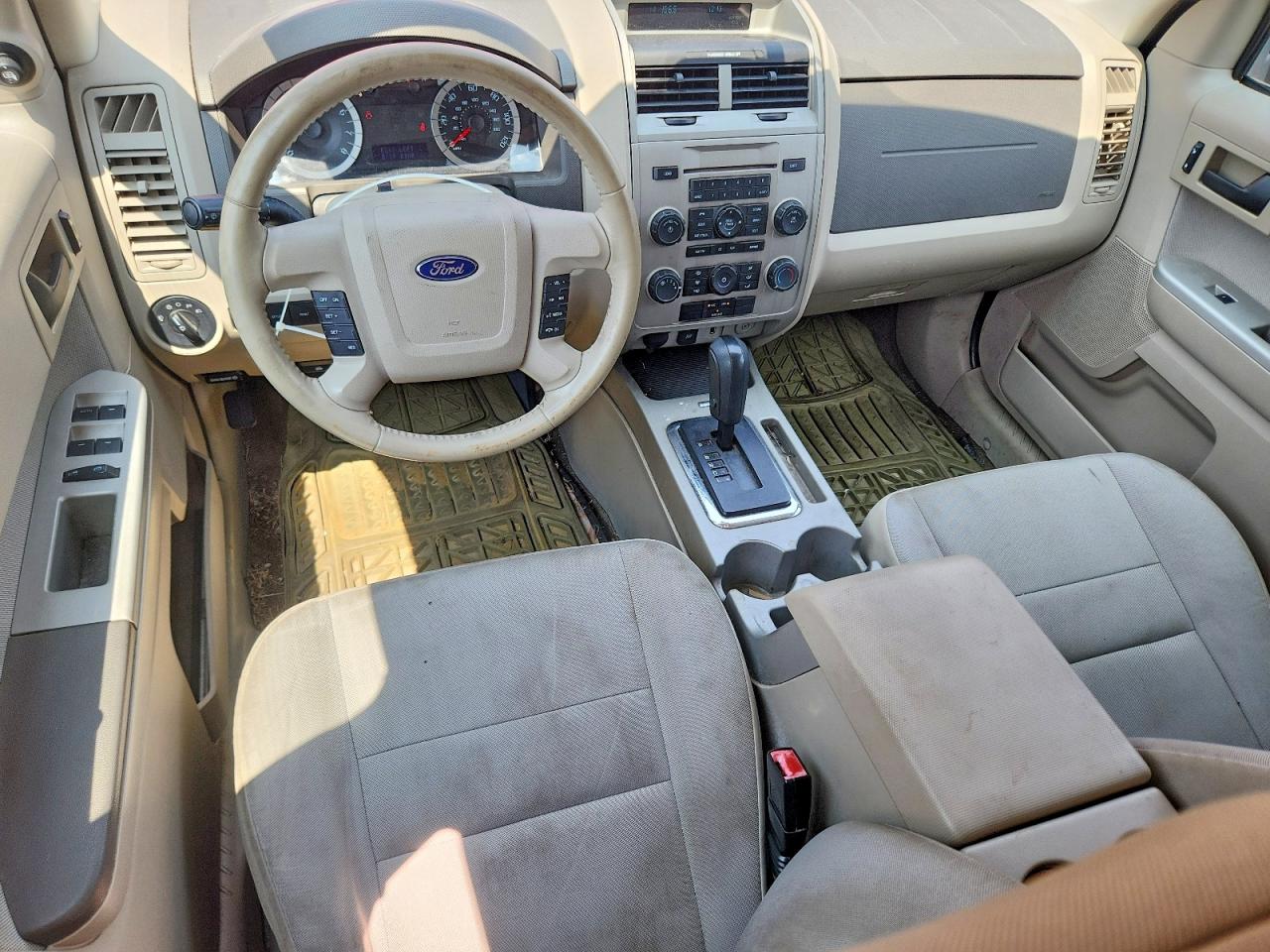 2011 FORD ESCAPE