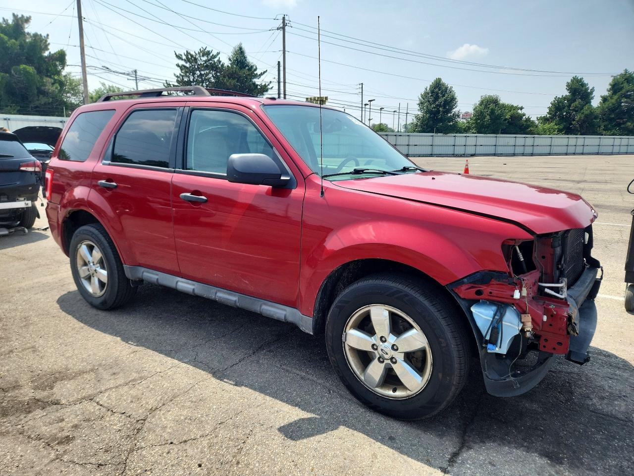 2011 FORD ESCAPE
