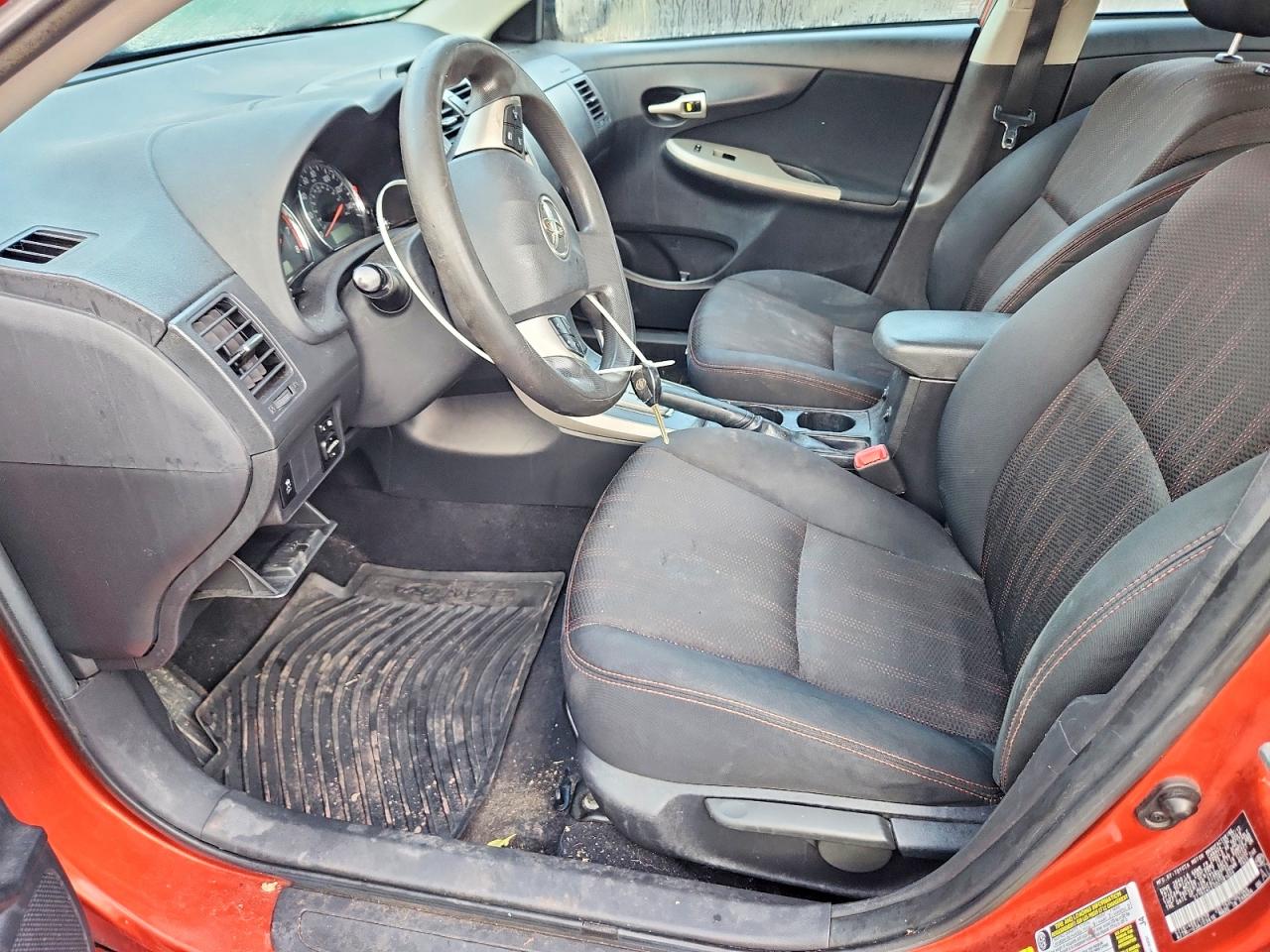 2013 TOYOTA COROLLA