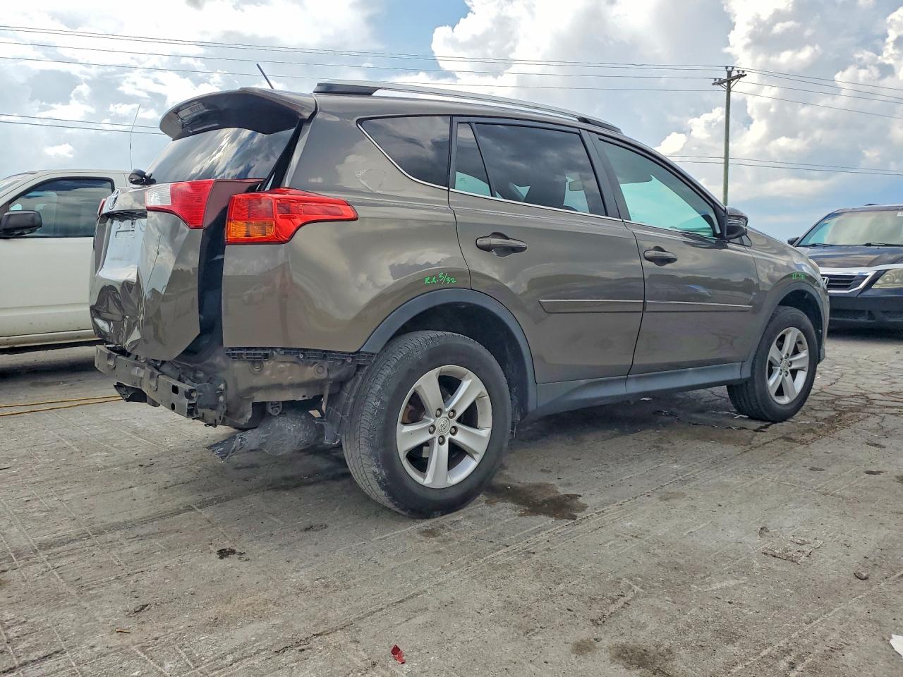 2013 TOYOTA RAV4