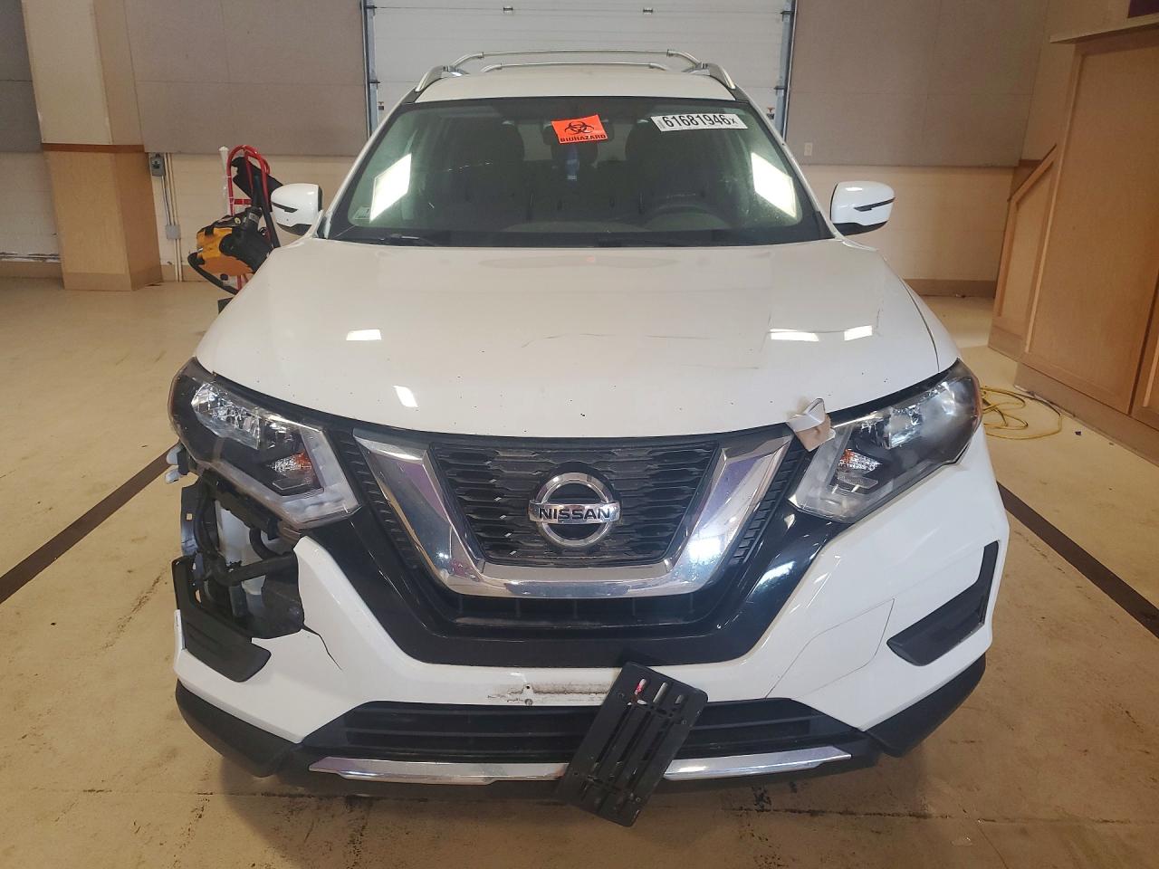 2017 NISSAN ROGUE