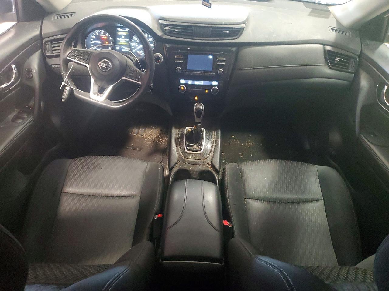 2017 NISSAN ROGUE
