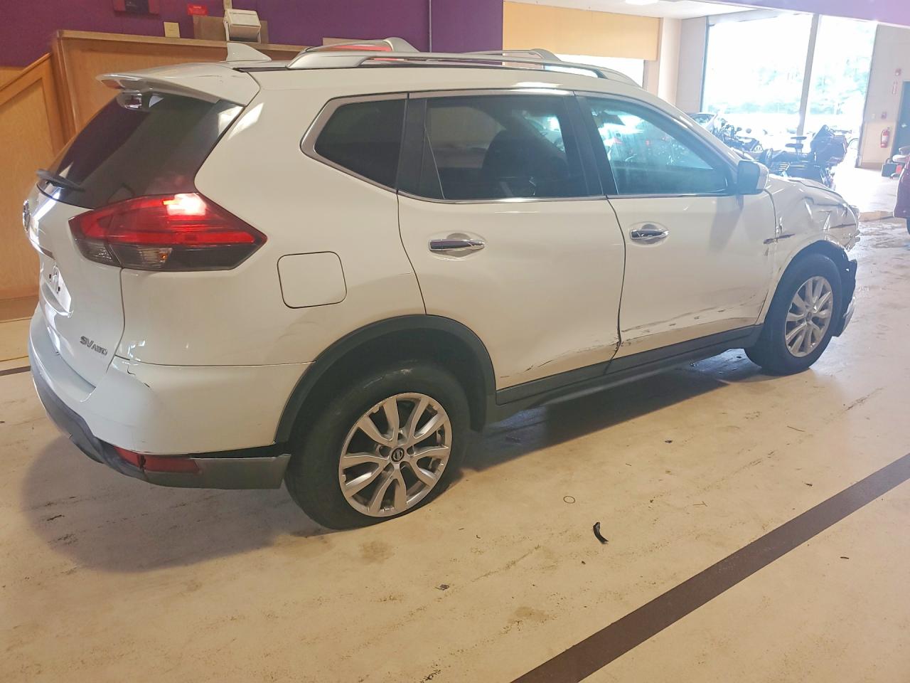 2017 NISSAN ROGUE