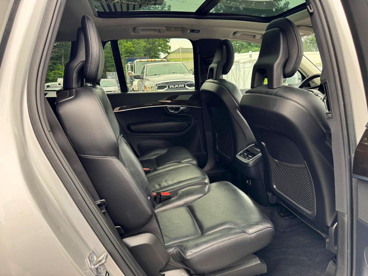 2016 VOLVO XC90