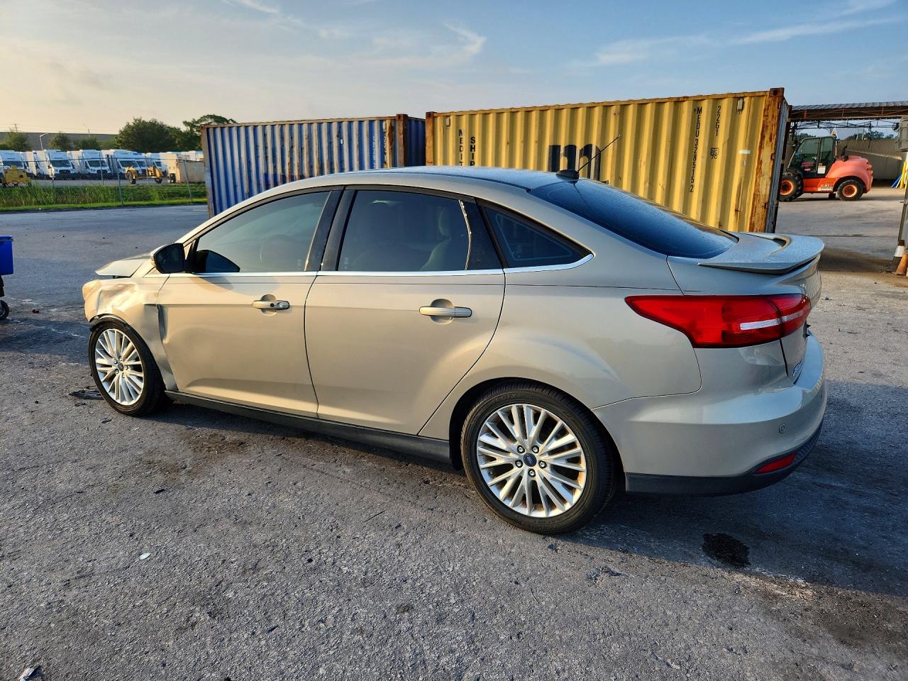 2015 FORD FOCUS