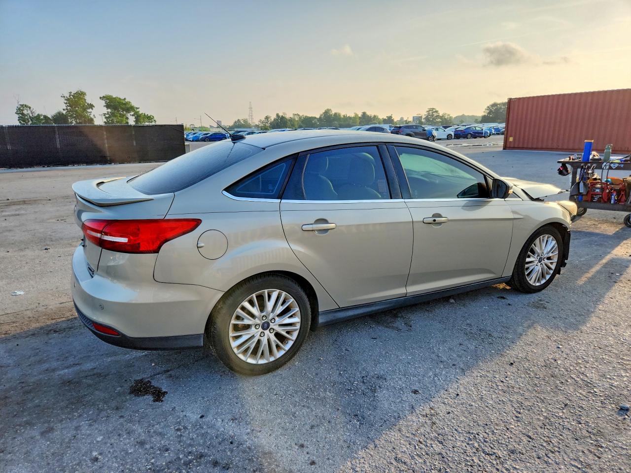 2015 FORD FOCUS