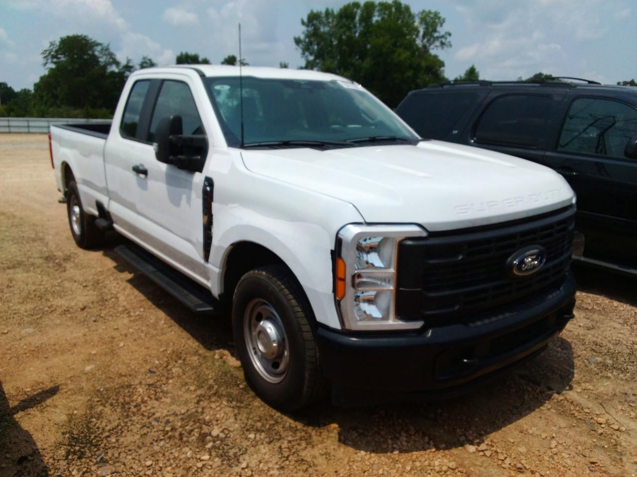 2023 FORD F250