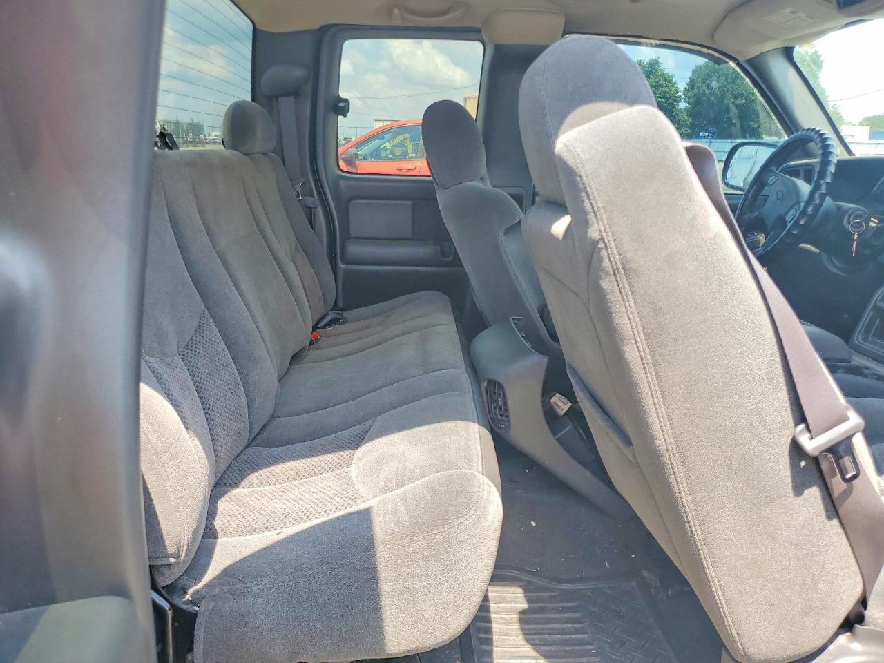2004 CHEVROLET SILVERADO