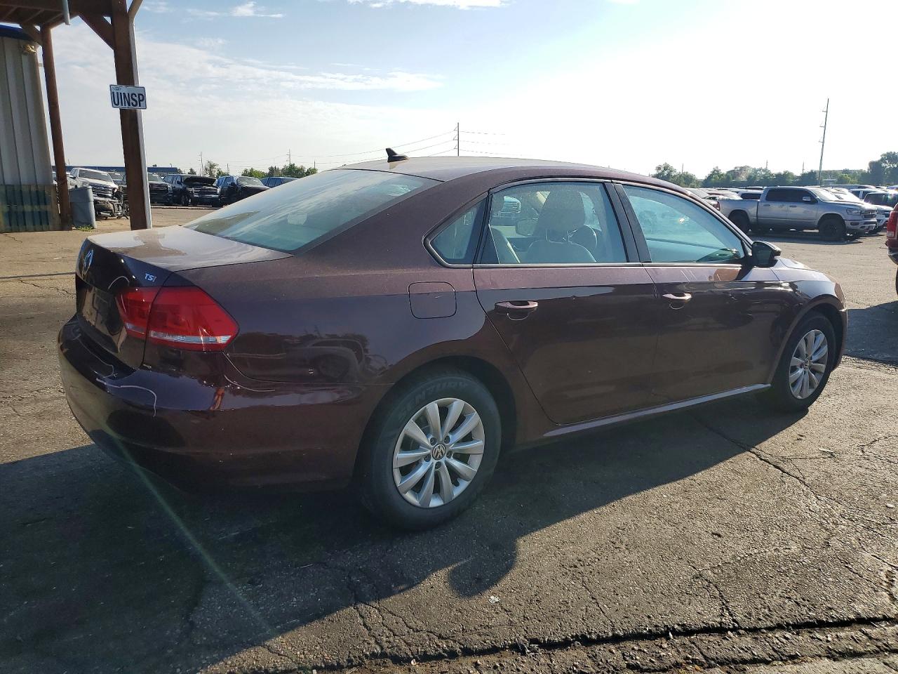2014 VOLKSWAGEN PASSAT