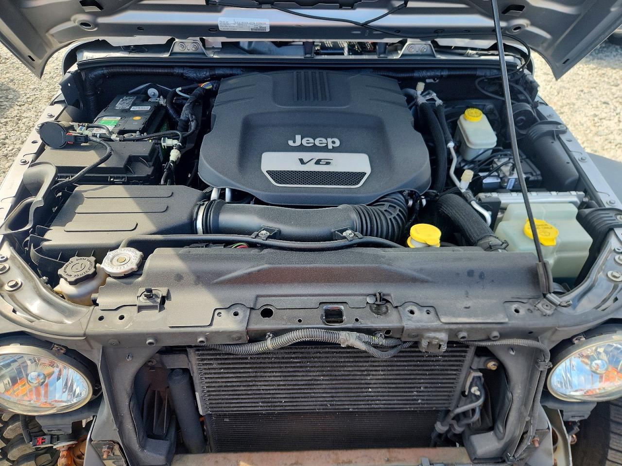 2016 JEEP WRANGLER