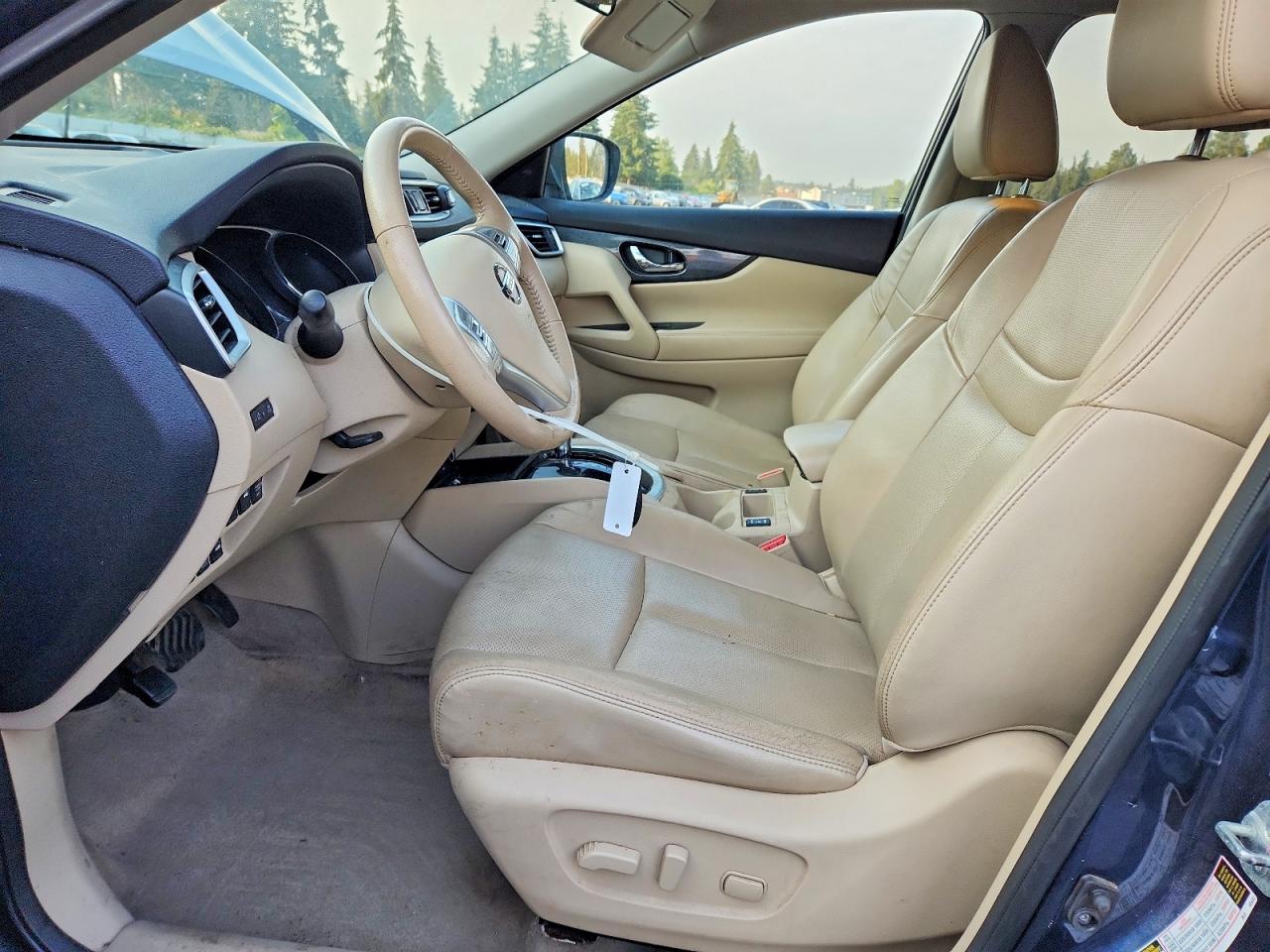 2014 NISSAN ROGUE