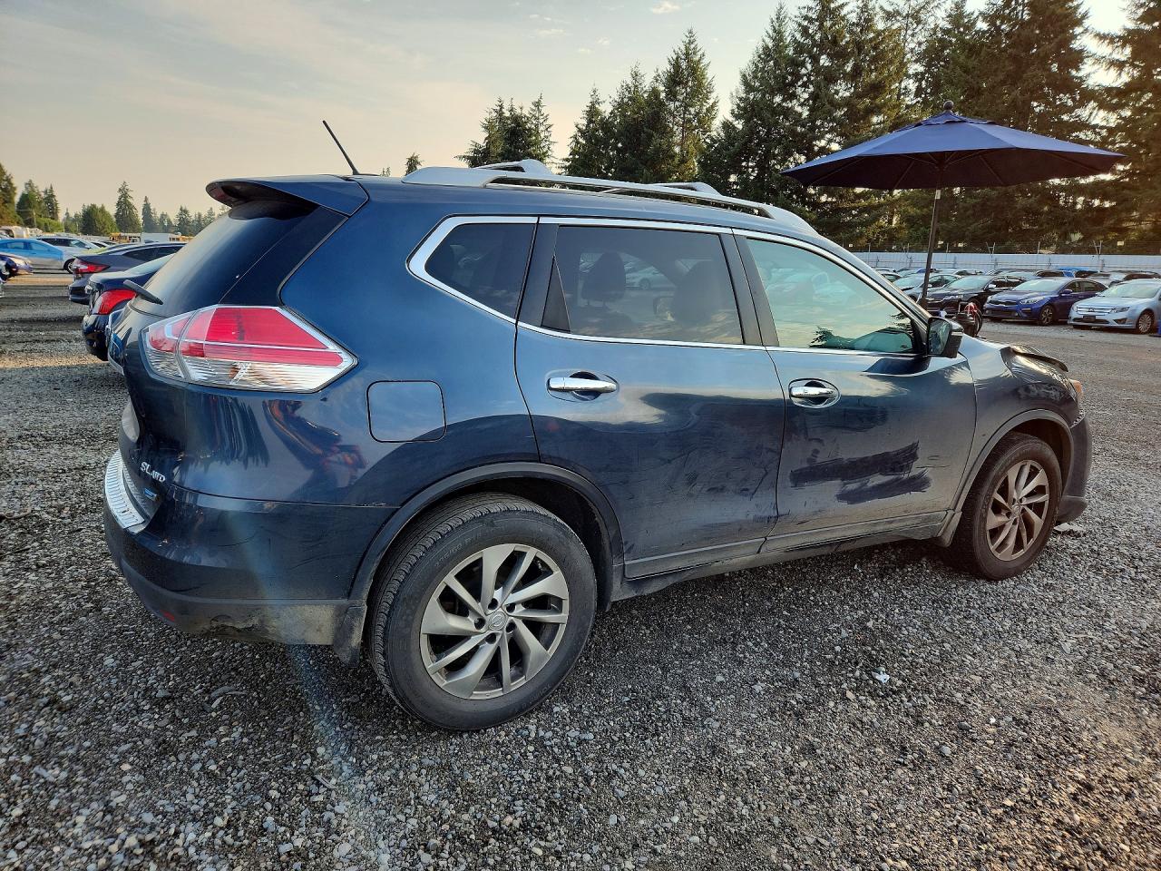 2014 NISSAN ROGUE