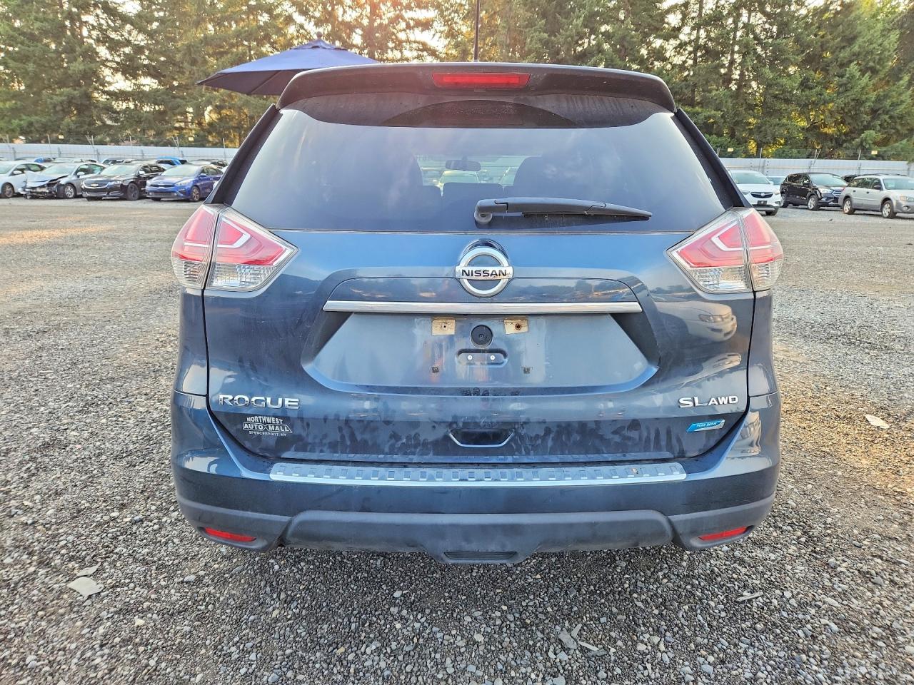 2014 NISSAN ROGUE