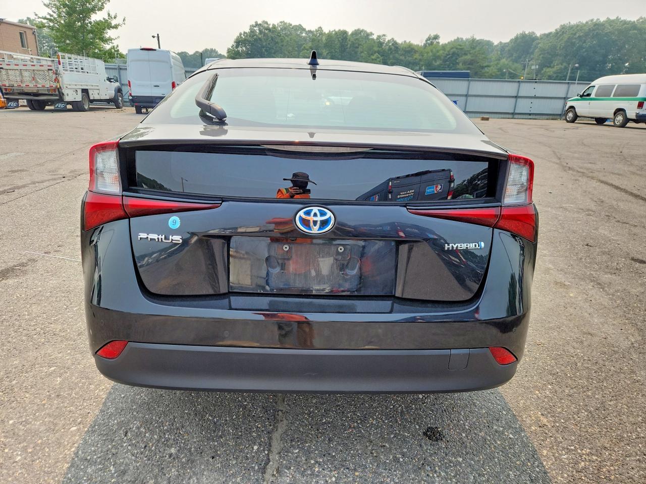 2022 TOYOTA PRIUS