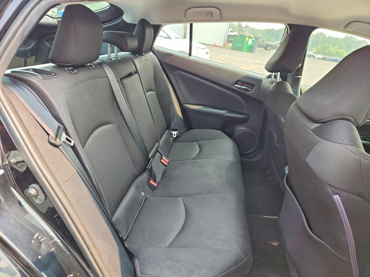 2022 TOYOTA PRIUS