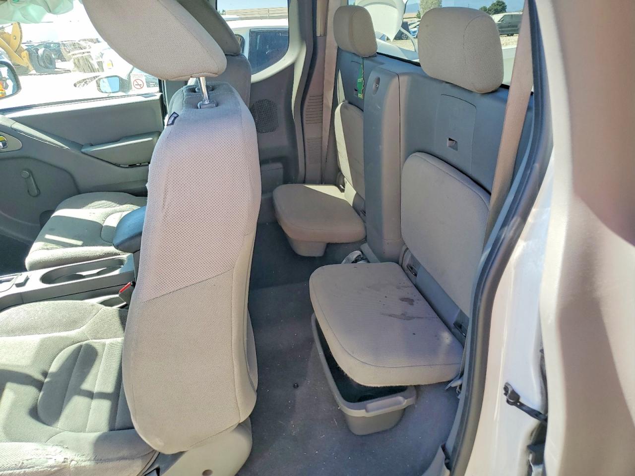 2018 NISSAN FRONTIER