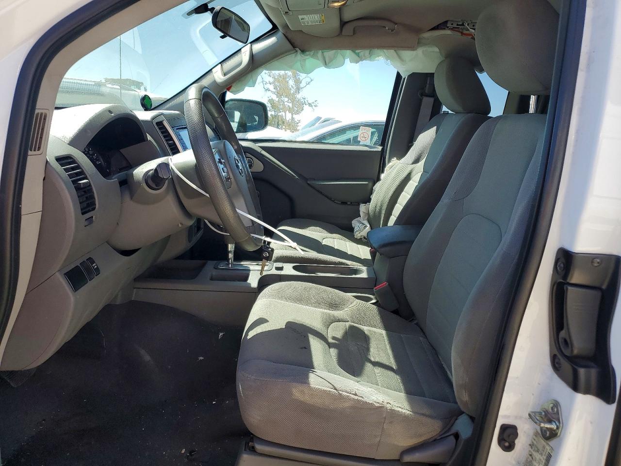 2018 NISSAN FRONTIER