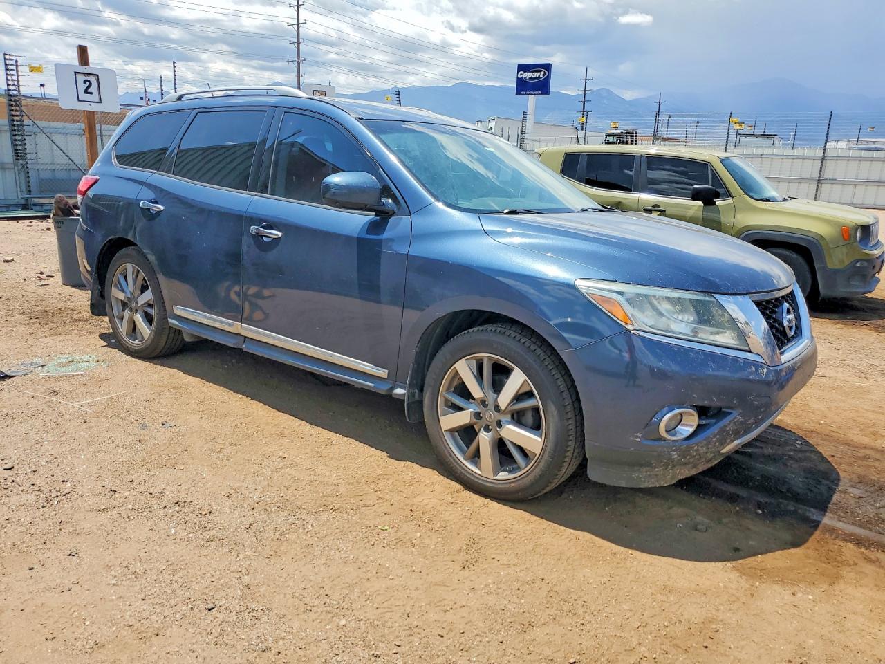 2015 NISSAN PATHFINDER