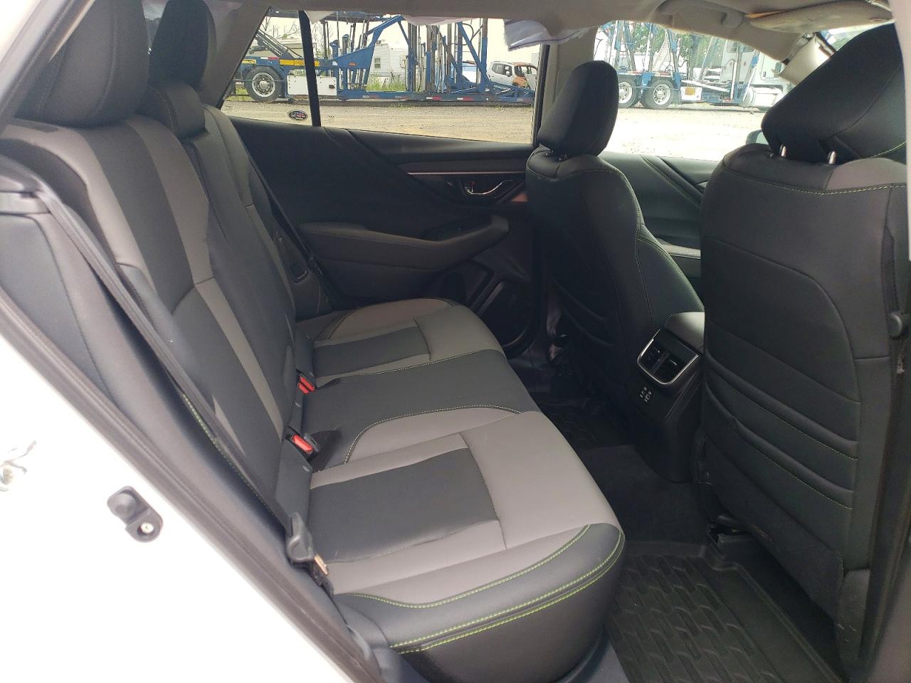 2025 SUBARU OUTBACK