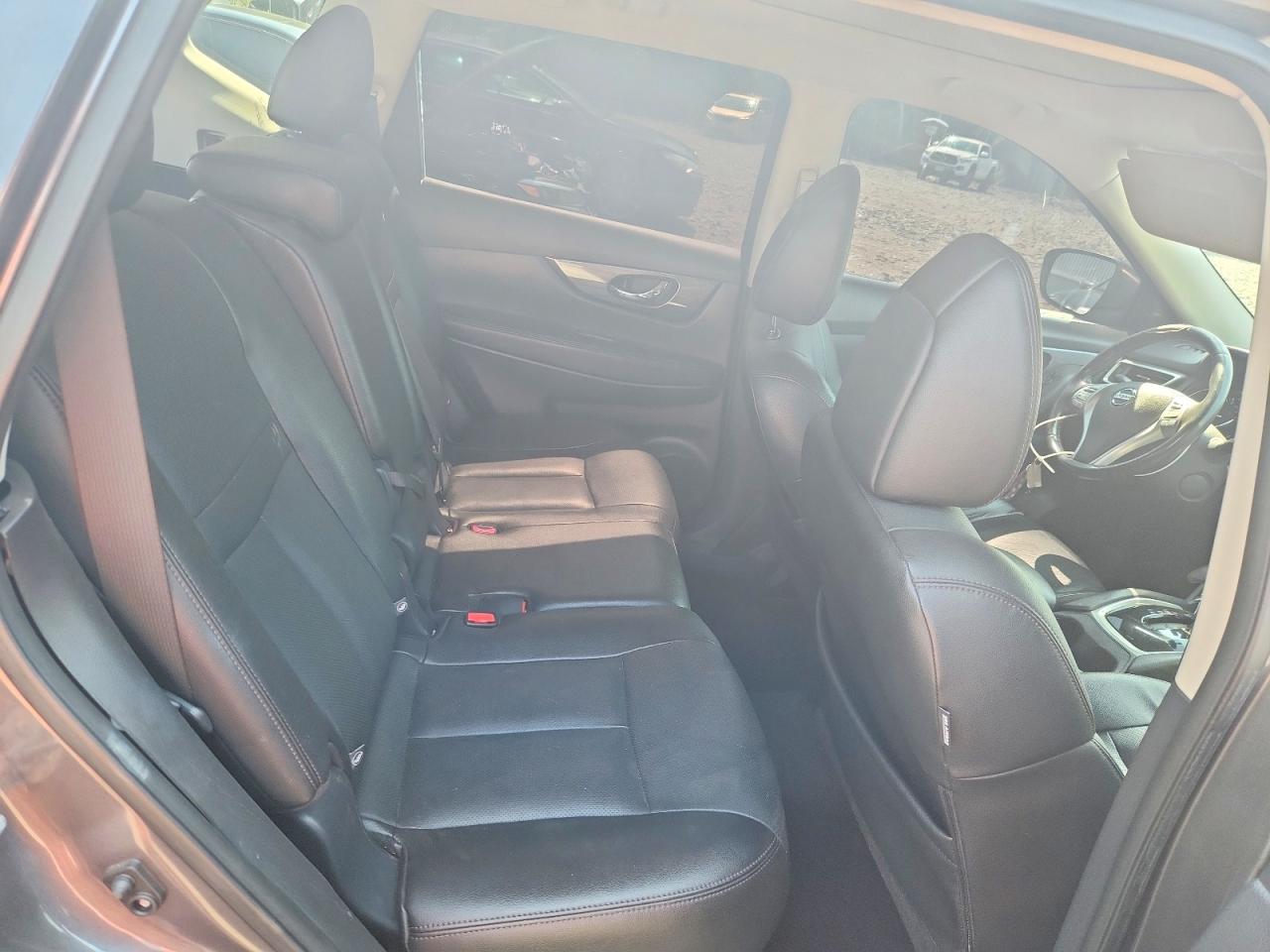 2016 NISSAN ROGUE