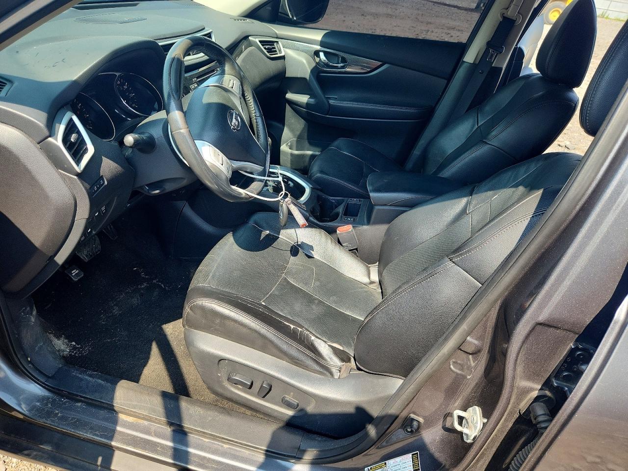 2016 NISSAN ROGUE