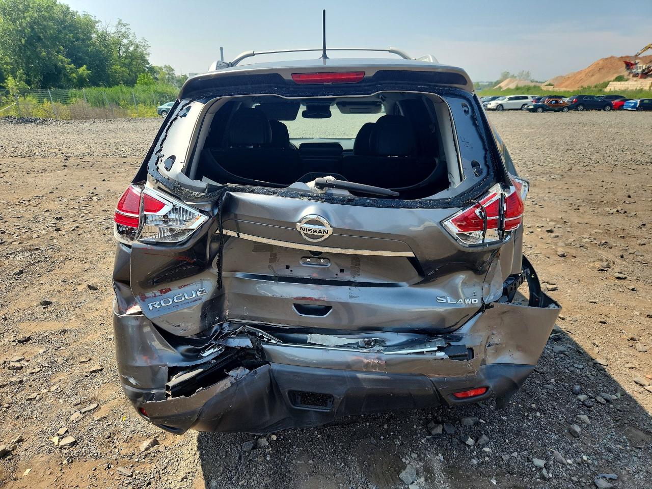 2016 NISSAN ROGUE