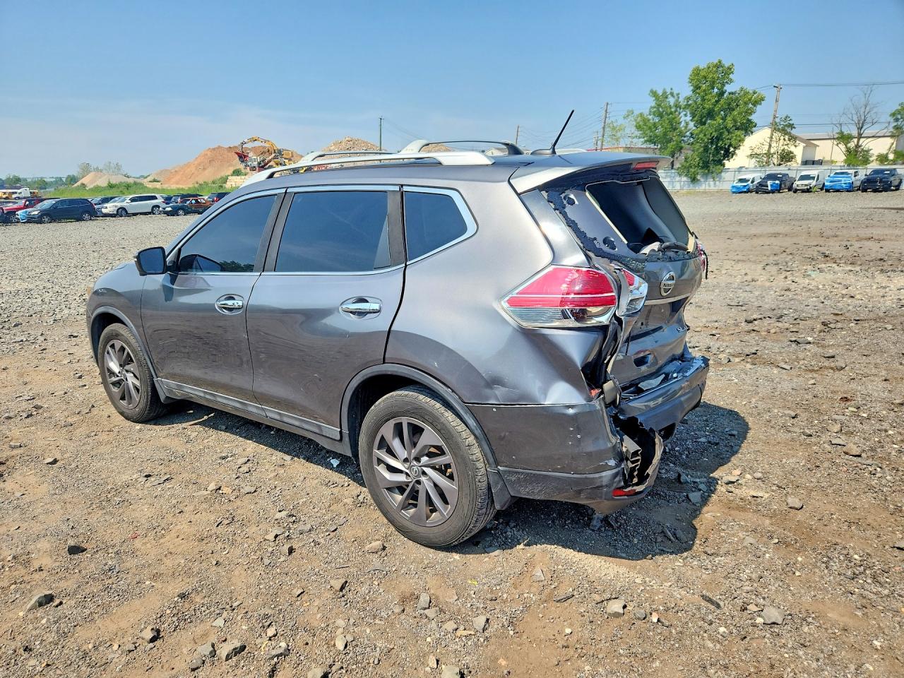 2016 NISSAN ROGUE