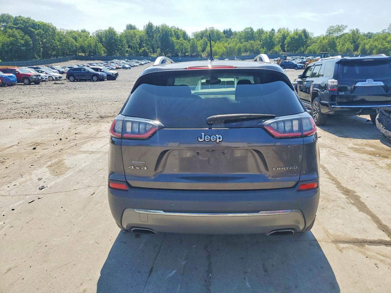 2019 JEEP CHEROKEE