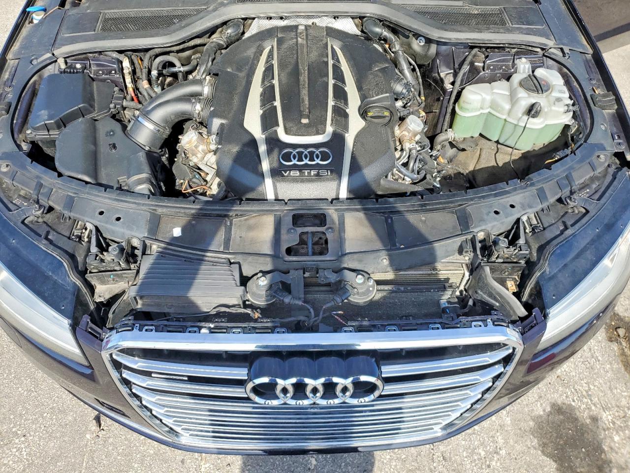 2015 AUDI A8