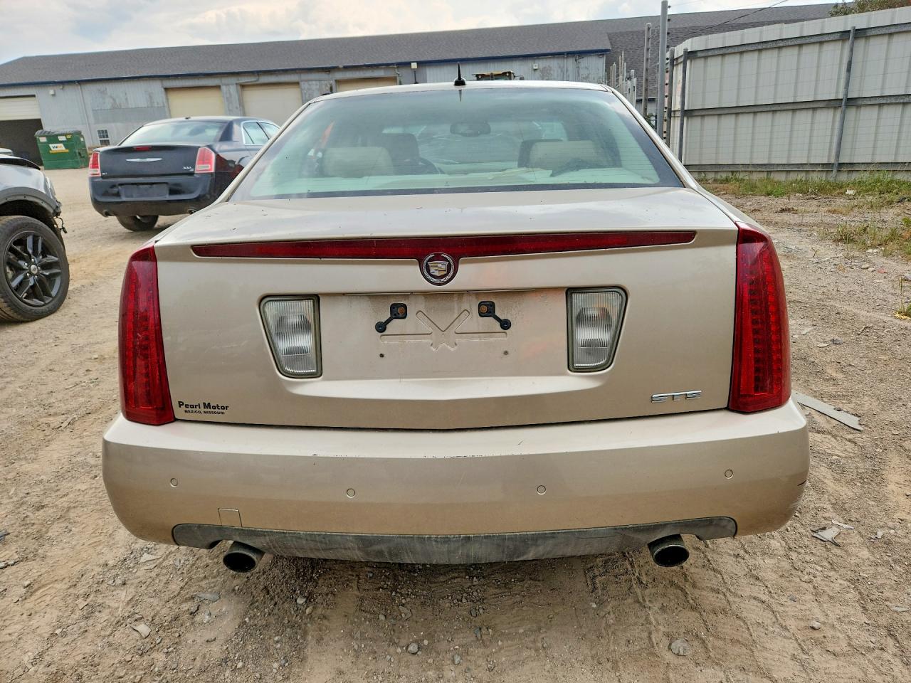 2005 CADILLAC STS