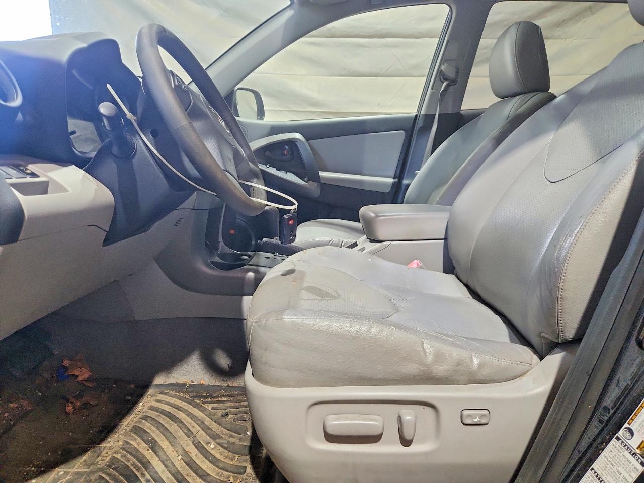 2009 TOYOTA RAV4